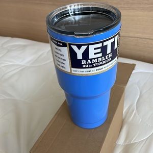 NWT Yeti 30oz tumbler robins egg blue